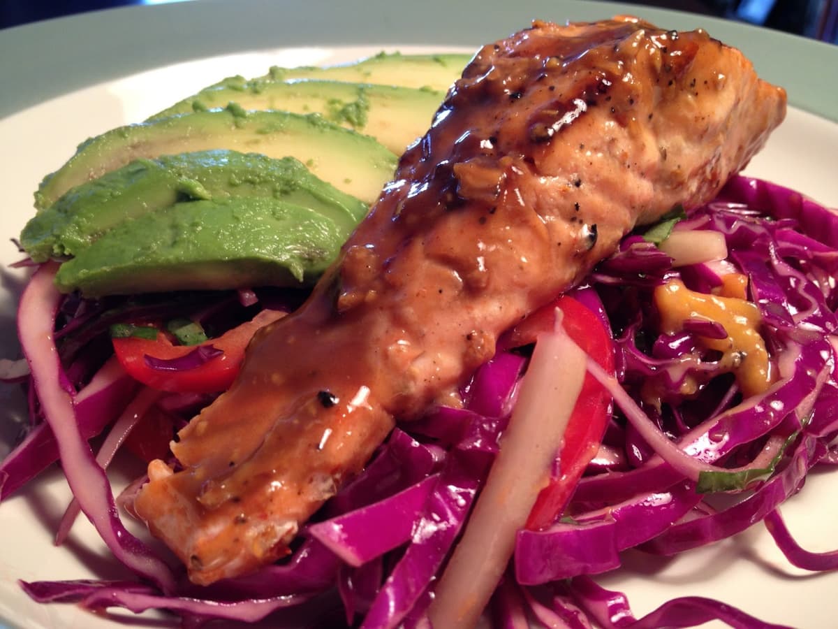 Bob's Slaw Blog: Grilled Salmon and Slaw Salad