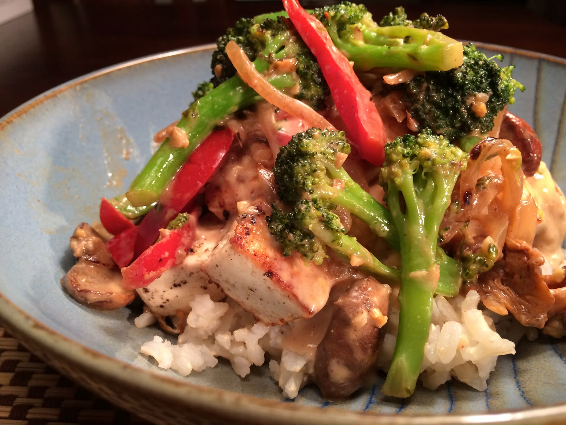 Tofu Tuesday: Veggies and Tofu in Spicy Thai Peanut Sauce